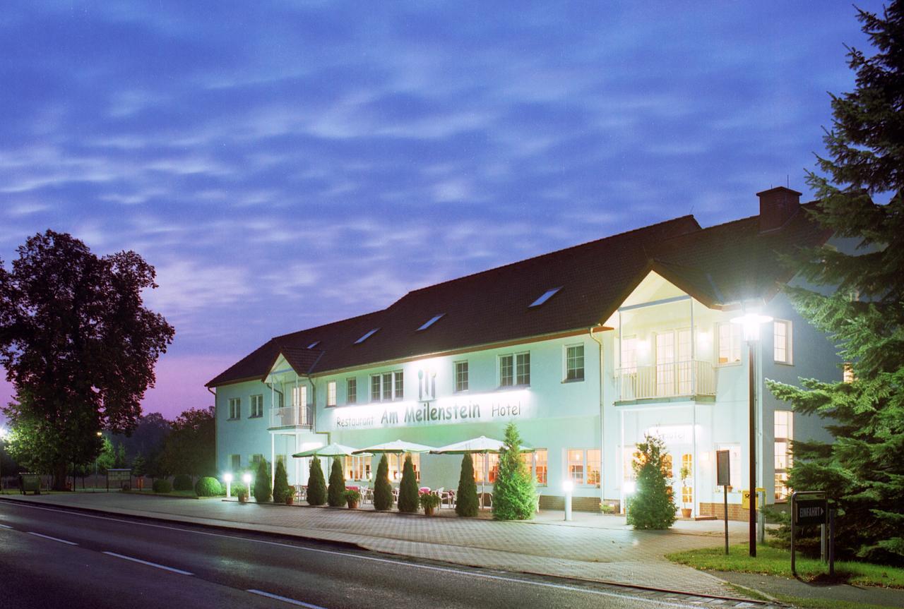 Hotel Am Meilenstein Dunkelforth Eksteriør bilde